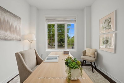 28 Brightside Avenue • Richmond Hill, ON photo 6