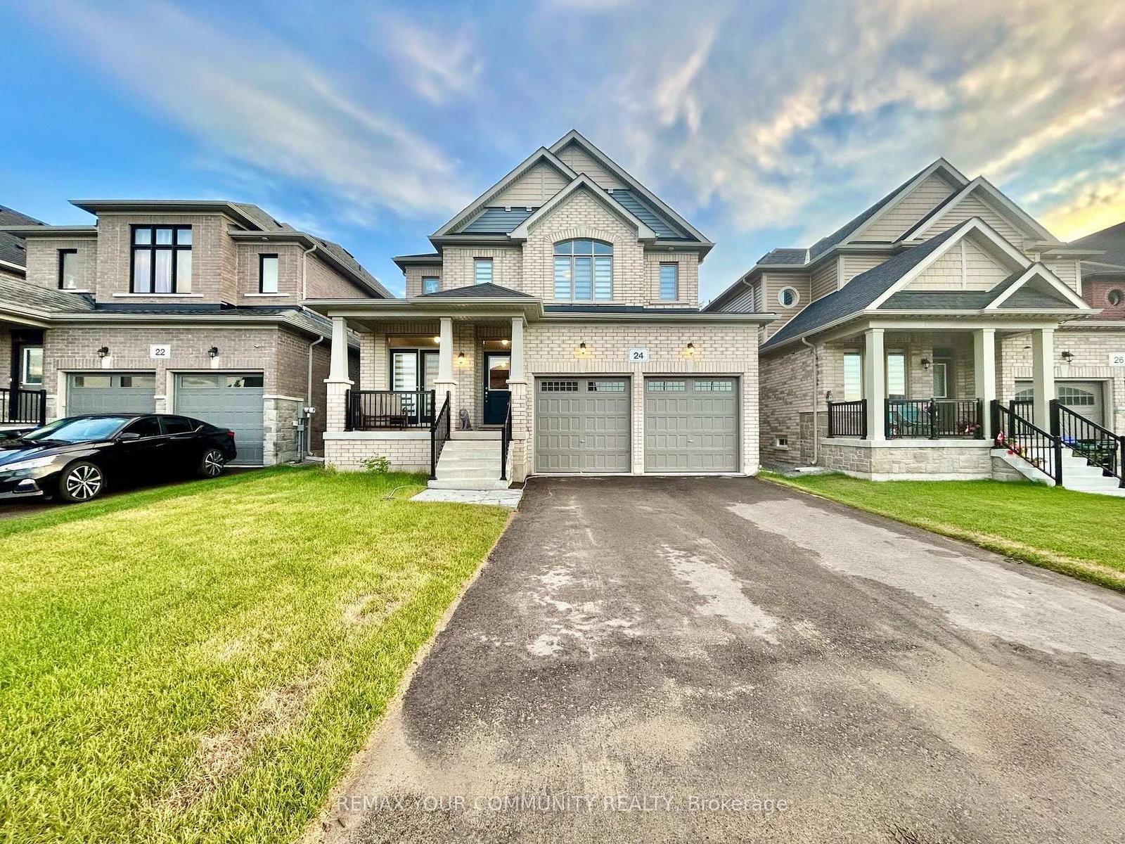 Detached House for sale at 24 Baycroft Boulevard, Essa, Ontario, L0M 1B5 - Angus - MLS: N13591526