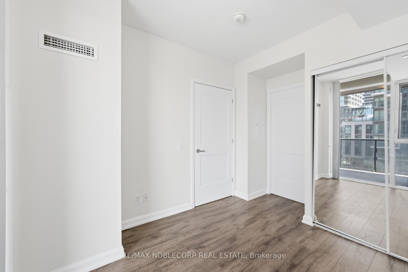 7895 Jane Street • #308 • Vaughan, ON photo 27