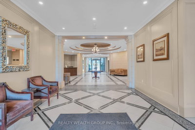 180 John West Way • #108 • Aurora, ON photo 4