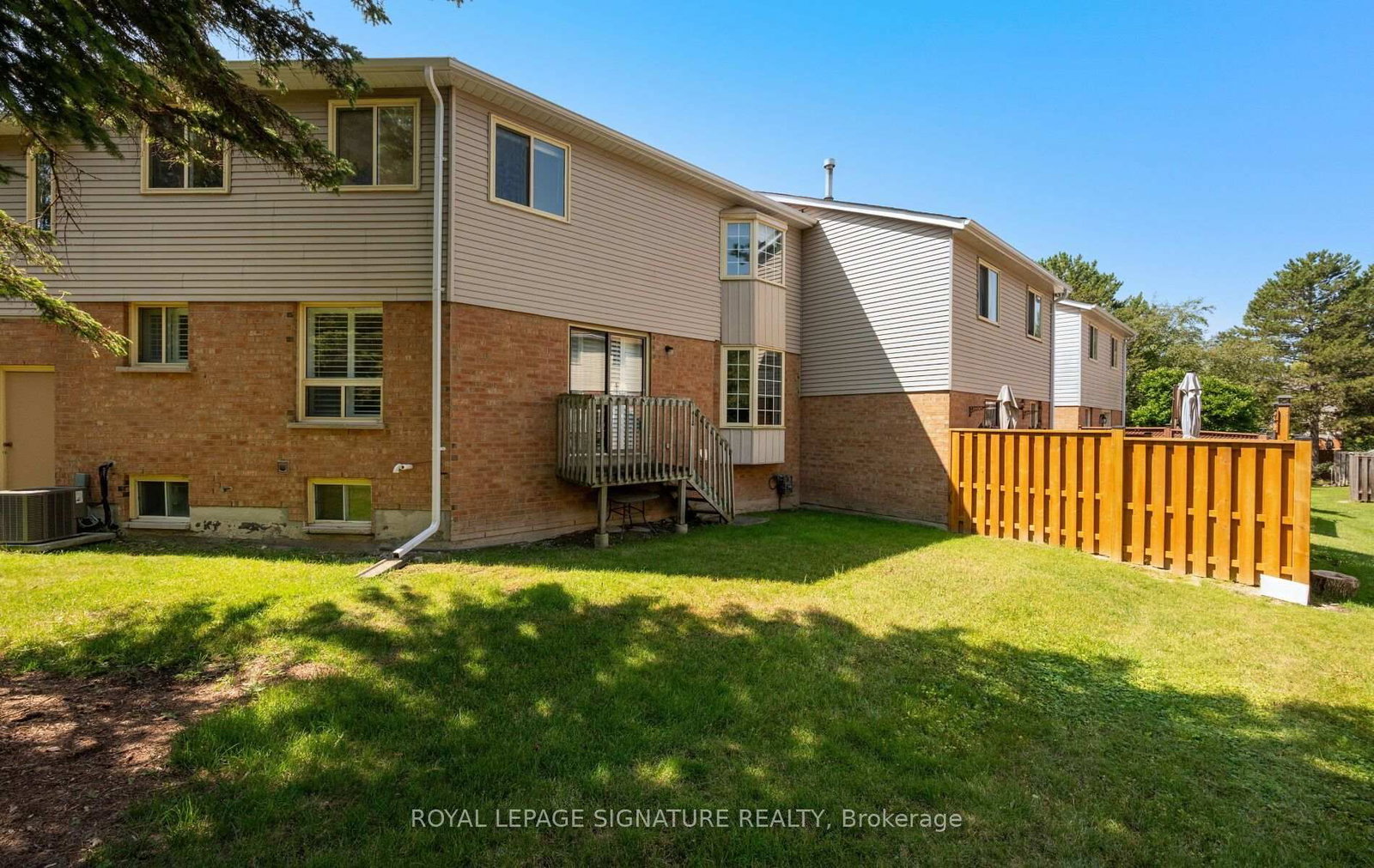 412 Butler Court • Aurora, ON photo 32