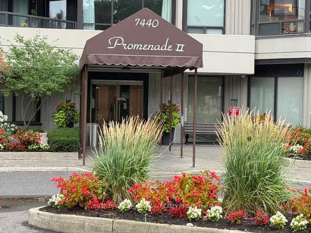 home for lease on 202-7440 Bathurst Street