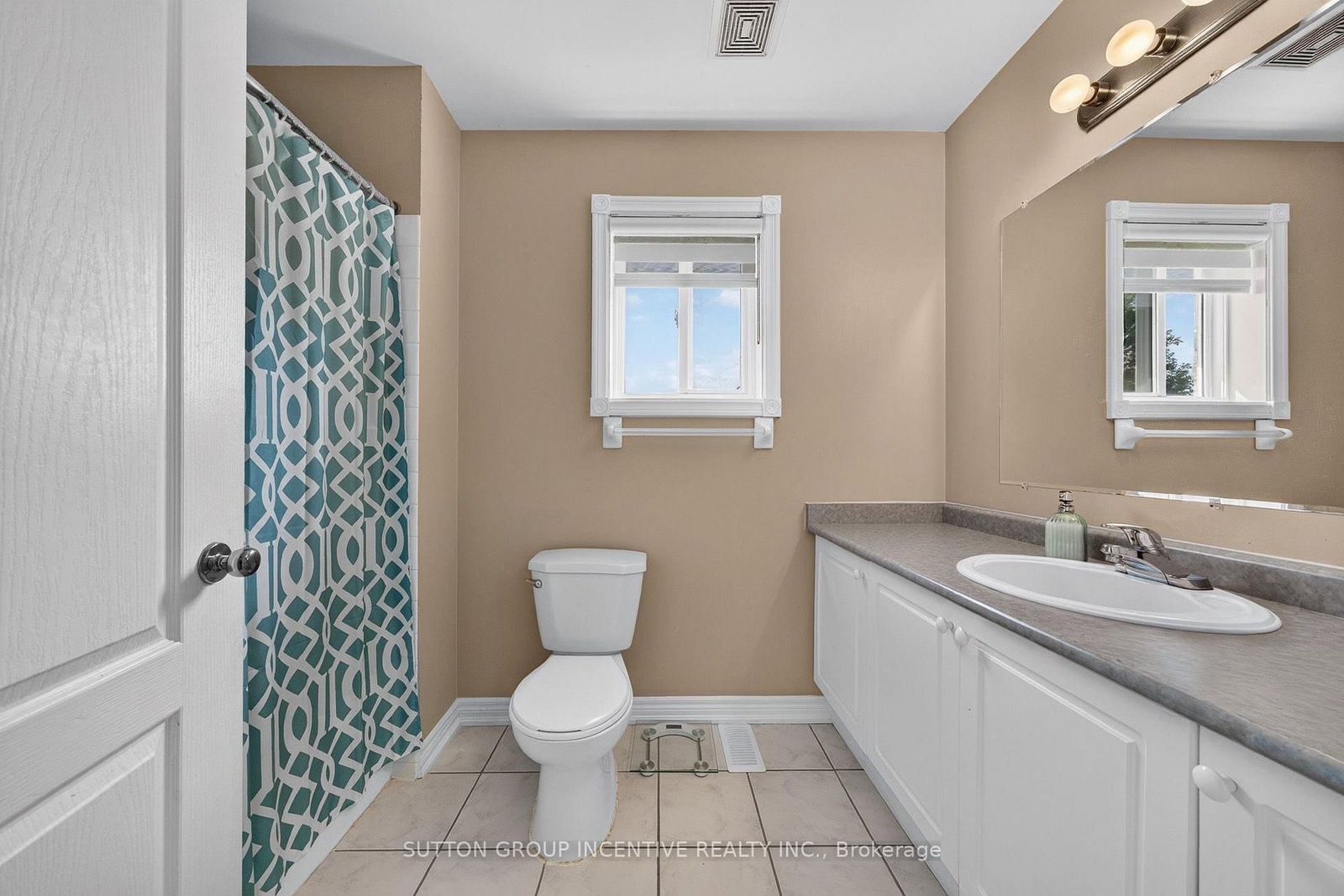 850 Leslie Drive • Innisfil, ON photo 15