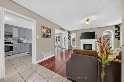 850 Leslie Drive — photo 4