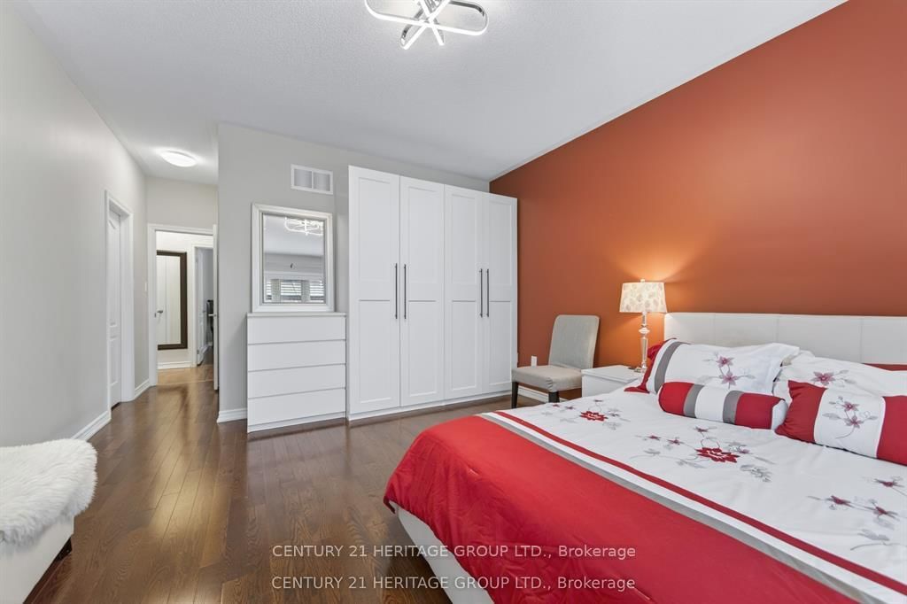 136 Riveredge Drive • Georgina, ON photo 19