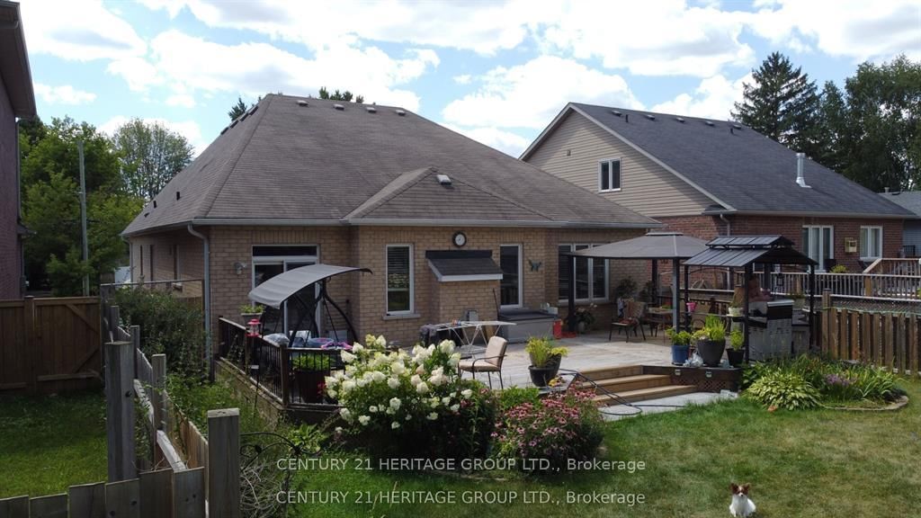 136 Riveredge Drive • Georgina, ON photo 37