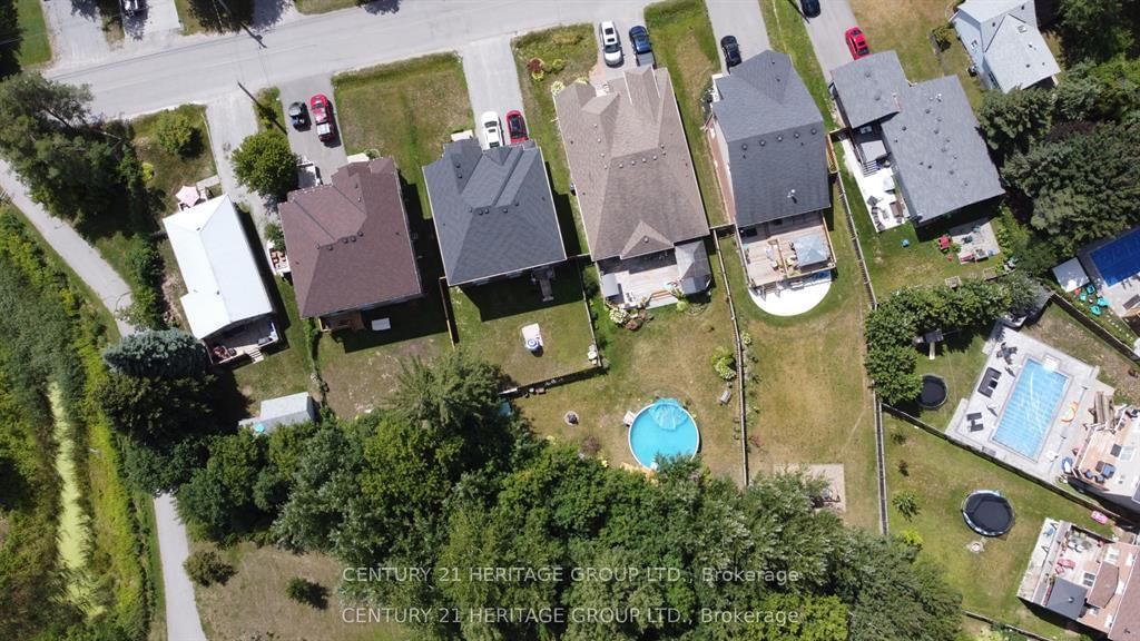 136 Riveredge Drive • Georgina, ON photo 38