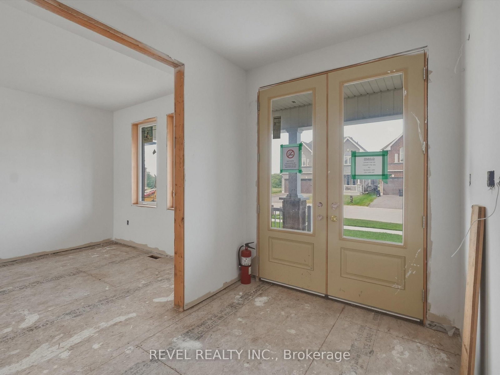 61 Wood Crescent • Essa, ON photo 12