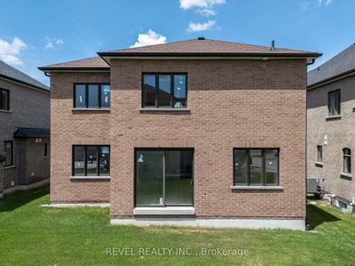 61 Wood Crescent • Essa, ON photo 9