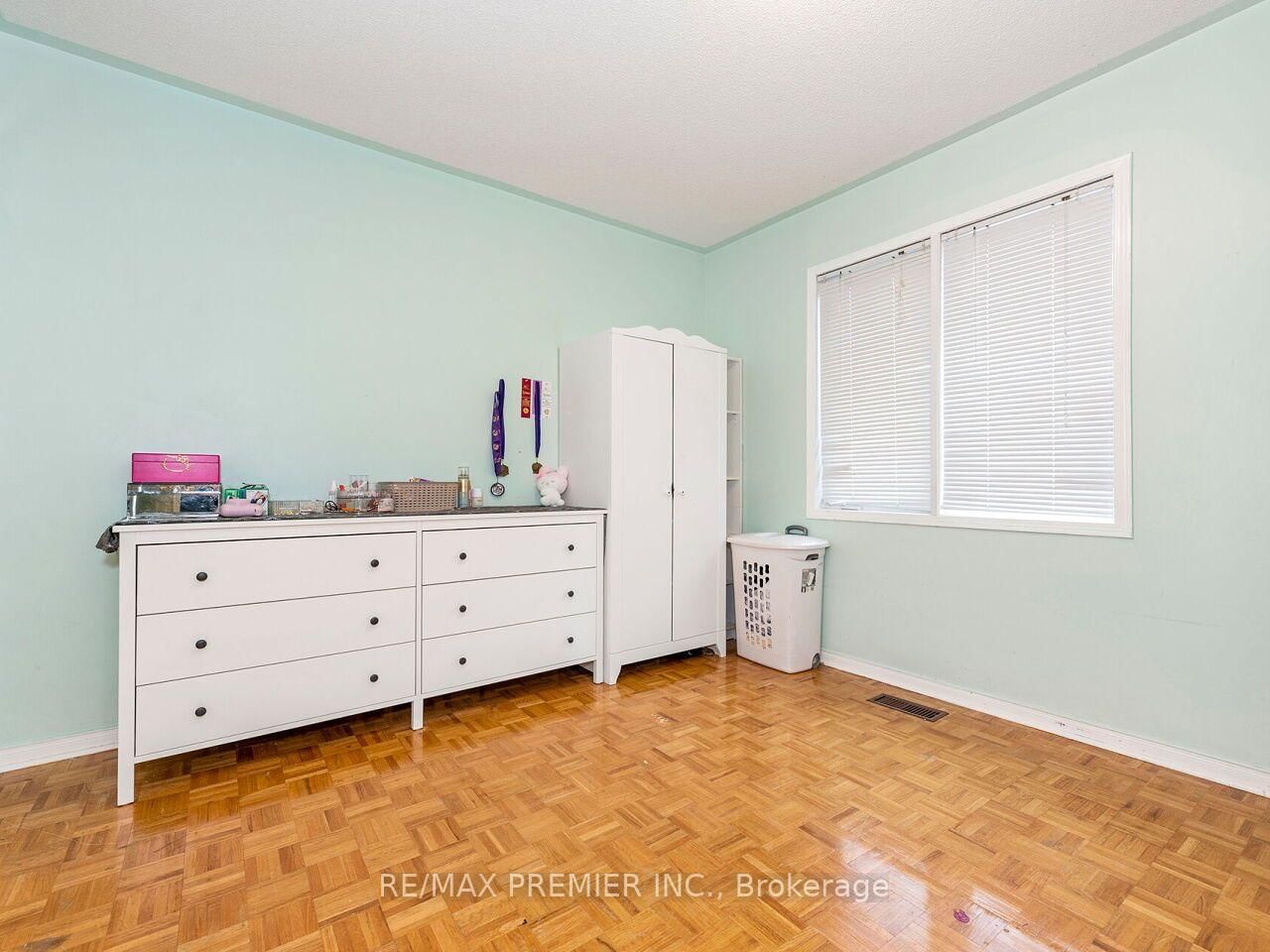 32 Stonebriar Drive • Vaughan, ON photo 28