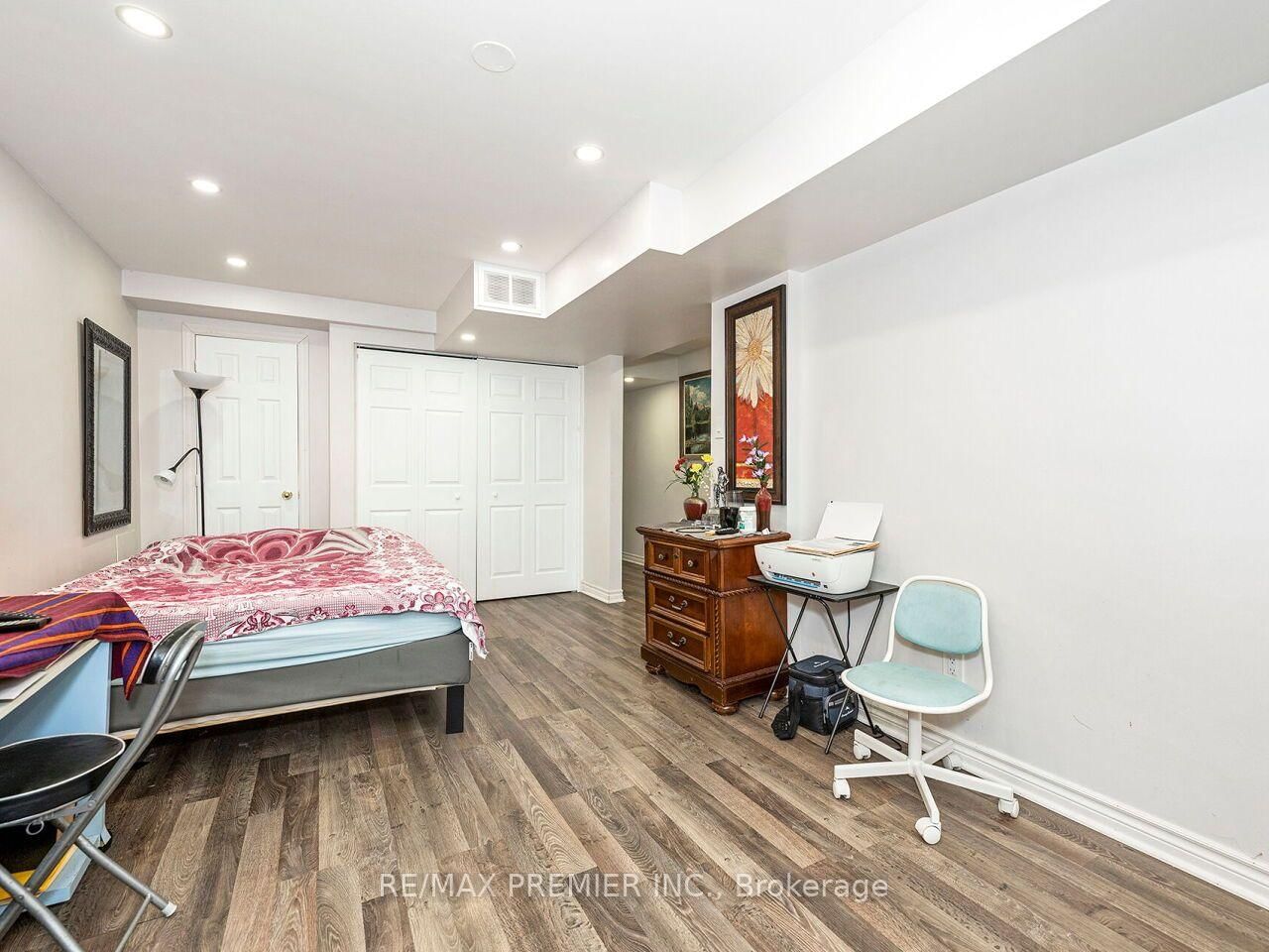 32 Stonebriar Drive • Vaughan, ON photo 32