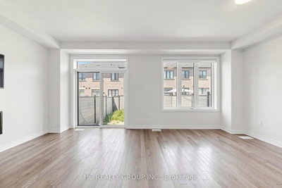 8 Hewison Avenue — photo 5