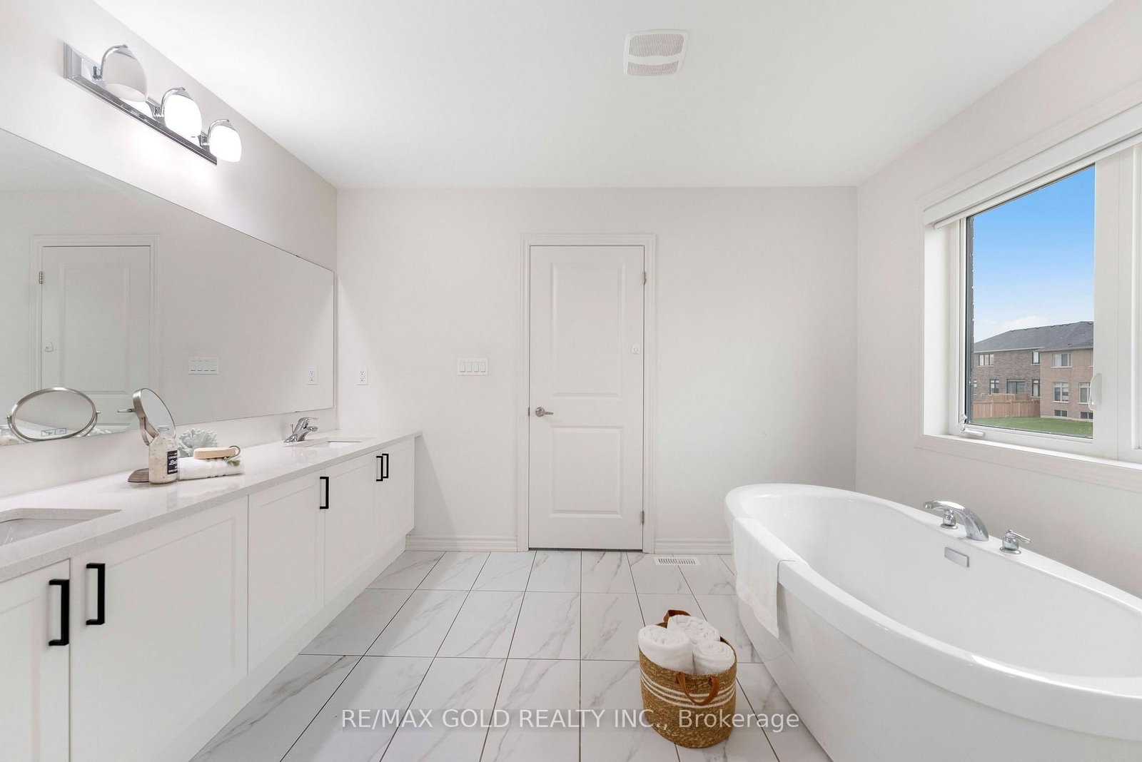 9 Sandhill Crescent • Adjala-Tosorontio, ON photo 29