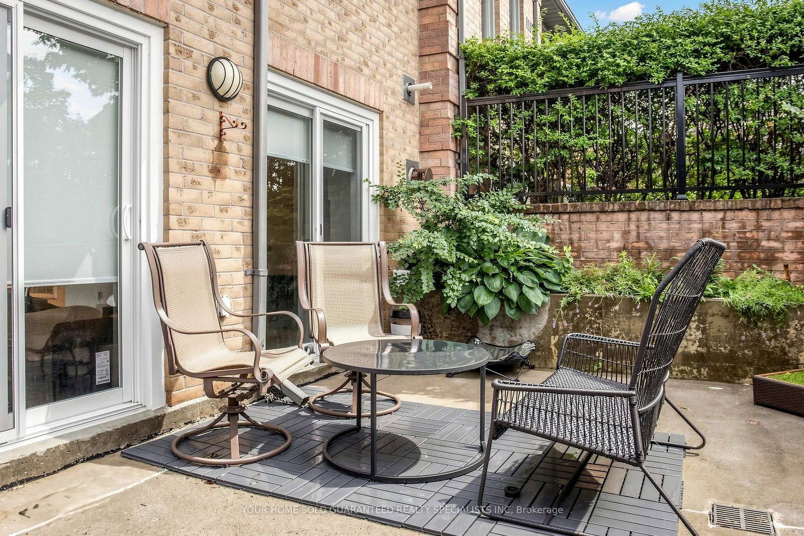 75 E Weldrick Drive • #1003 • Richmond Hill, ON photo 19