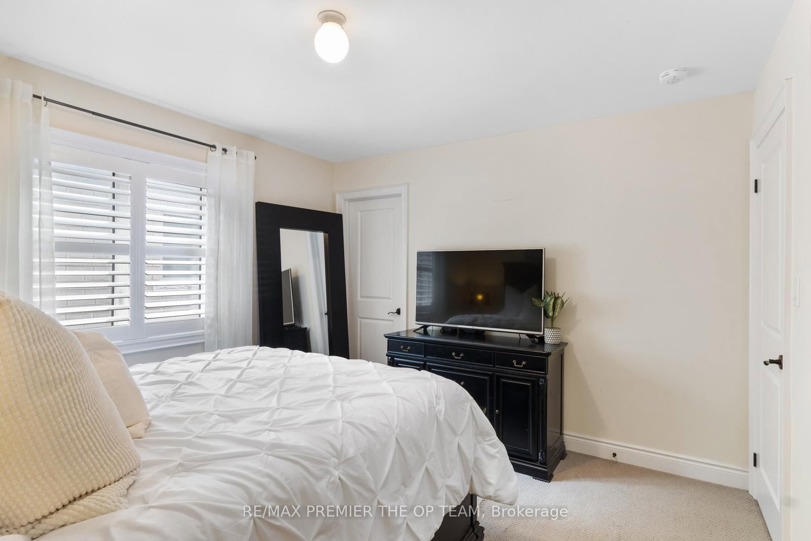 977 Wickham Road • Innisfil, ON photo 40
