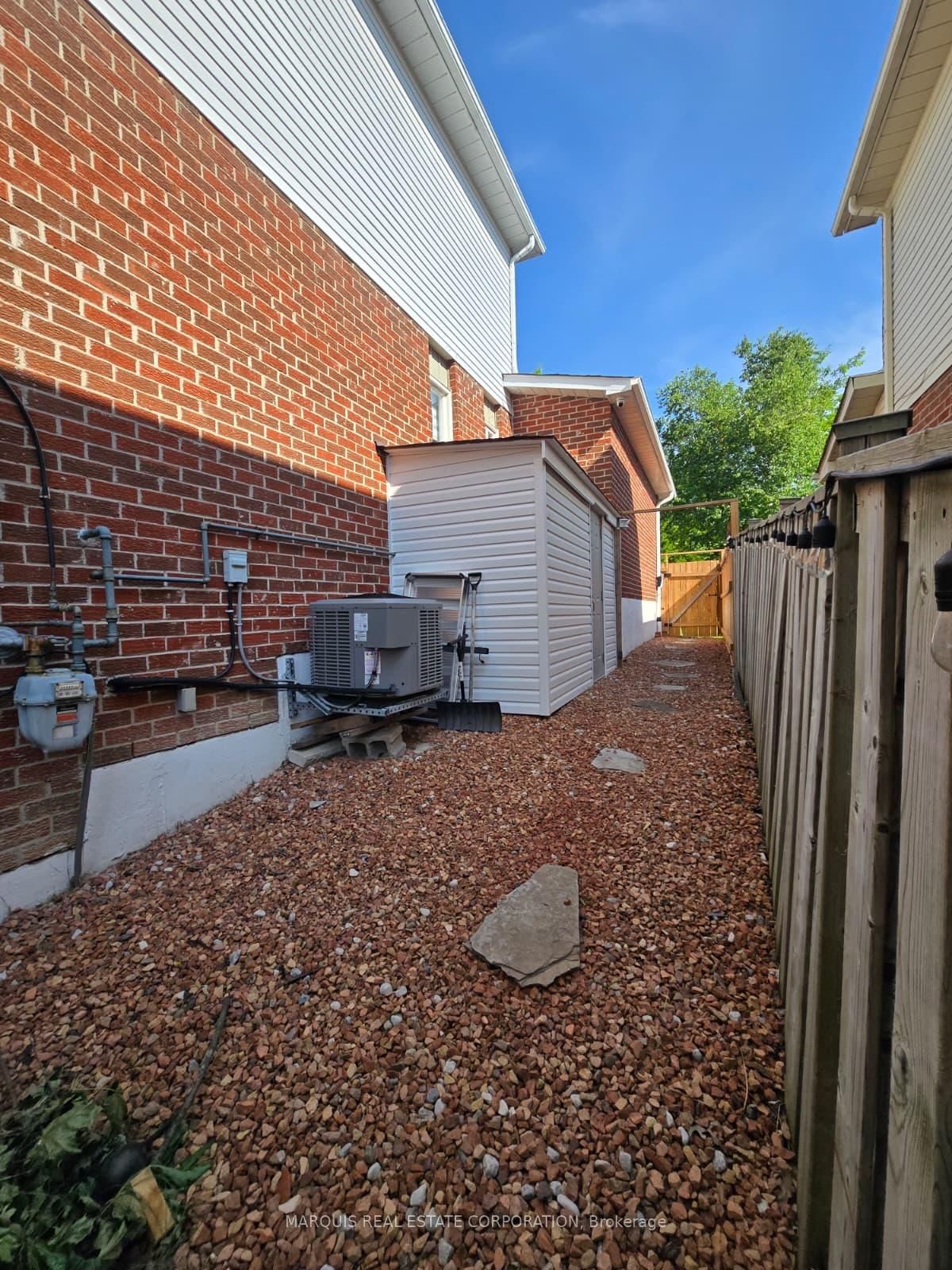 198 Forsyth Road • Newmarket, ON photo 12