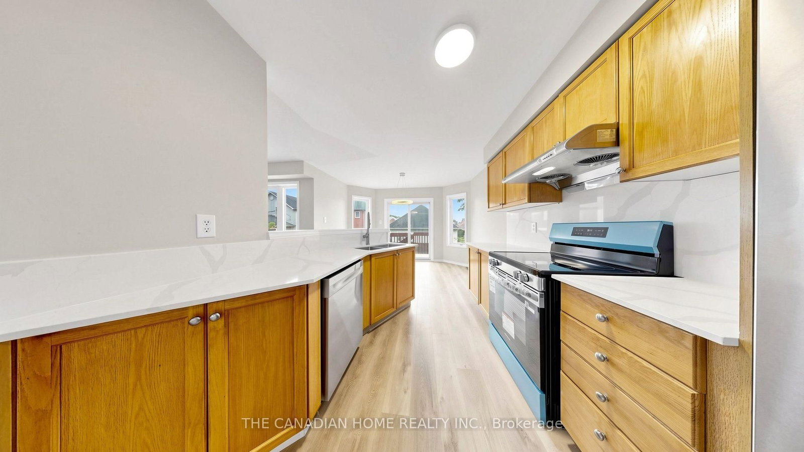 31 Laurendale Avenue • Georgina, ON photo 14