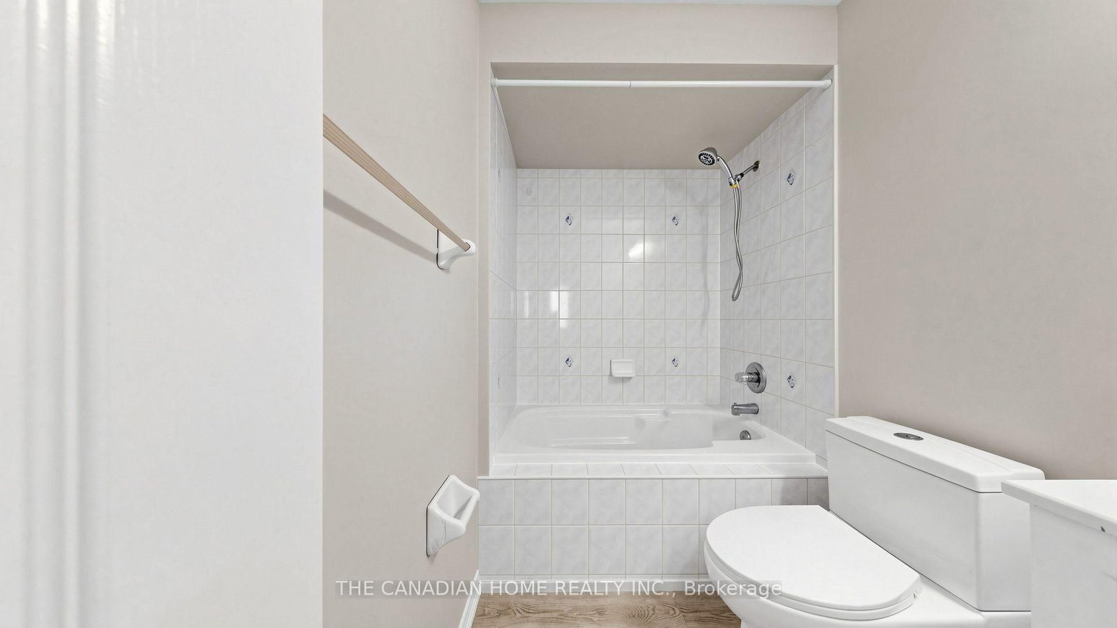 31 Laurendale Avenue • Georgina, ON photo 39