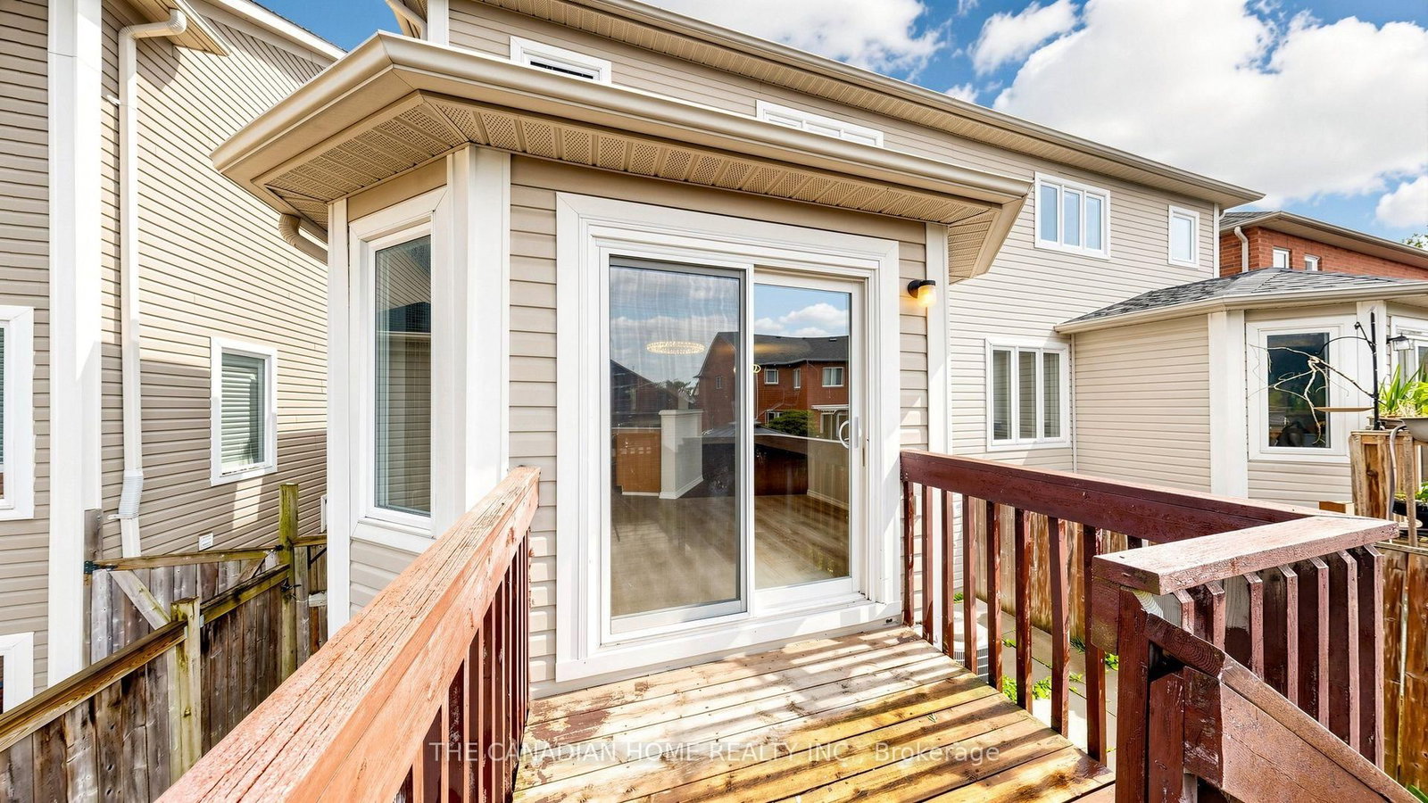 31 Laurendale Avenue • Georgina, ON photo 47