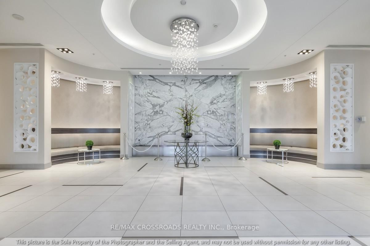85 North Park Road • #LPH 06 • Vaughan, ON photo 5