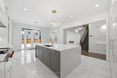 101 Appleyard Avenue • Vaughan, ON photo 8