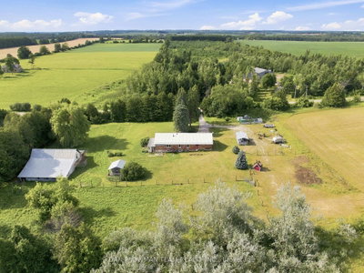 590S Brock Concession Rd 4 Road • Brock, ON photo 2