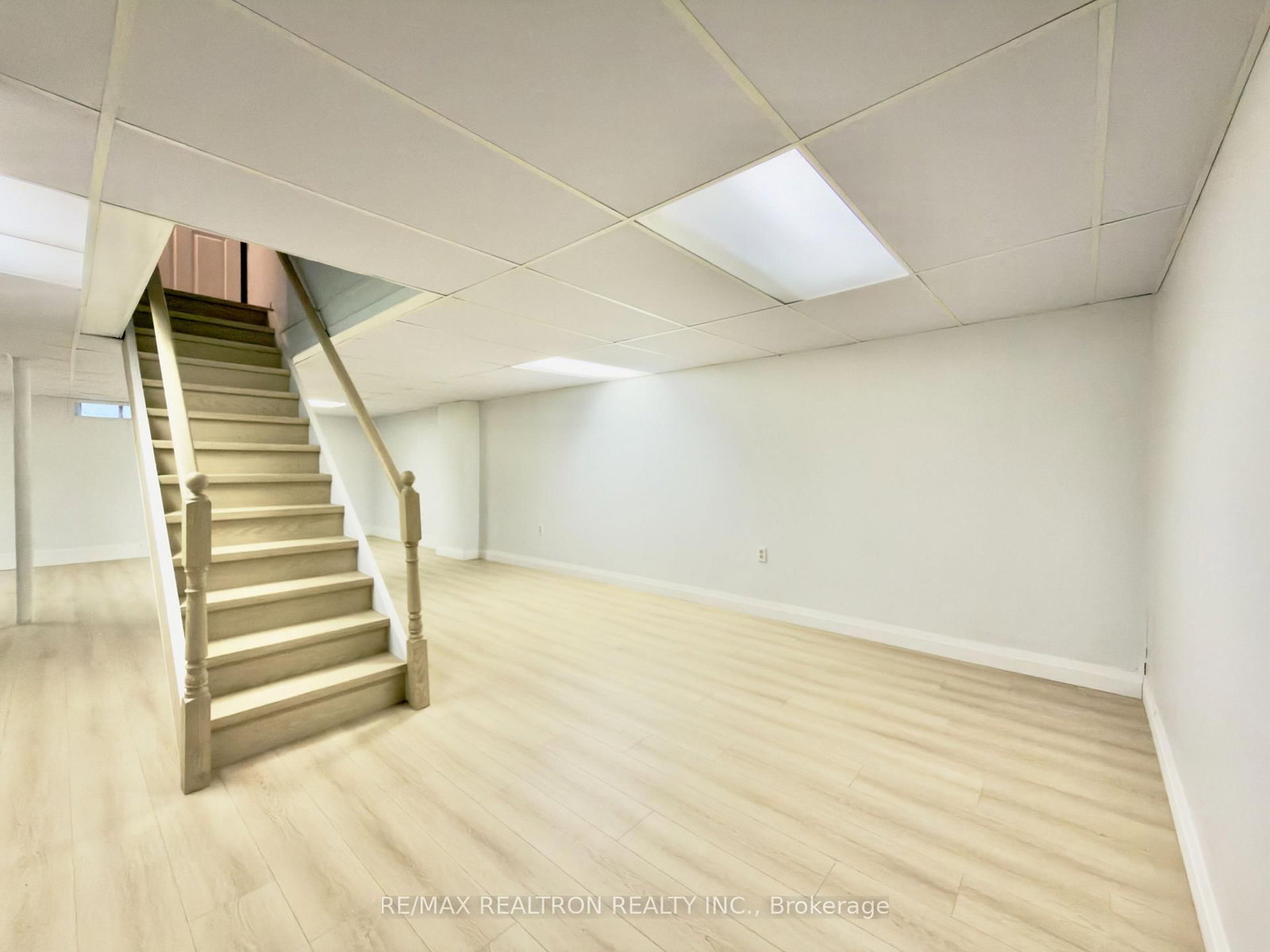 143 Spring Gate Boulevard • Vaughan, ON photo 39
