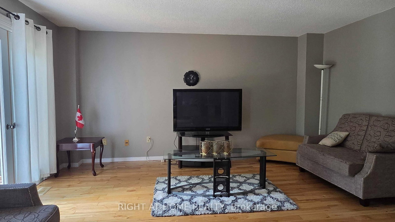 129 Heydon Avenue • New Tecumseth, ON photo 9