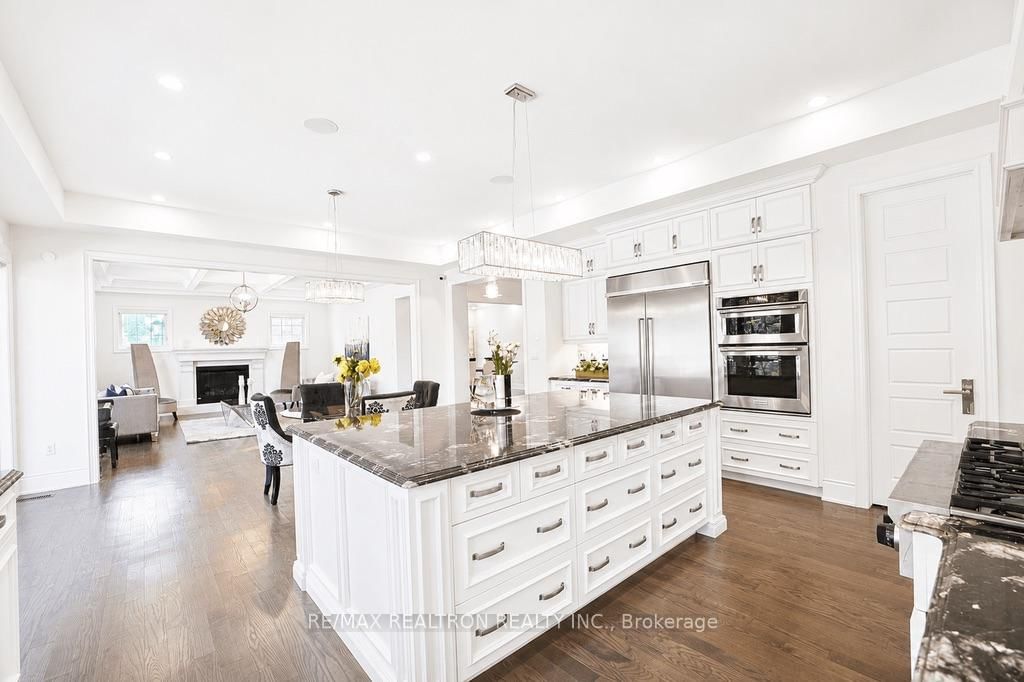 26 Sir Henry Court • King, ON photo 11