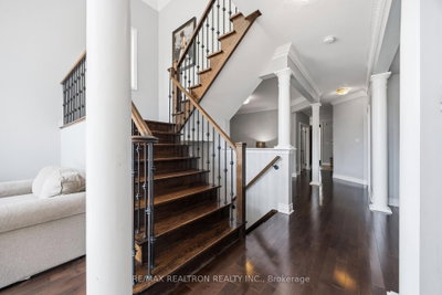57 Dimarino Drive — photo 2