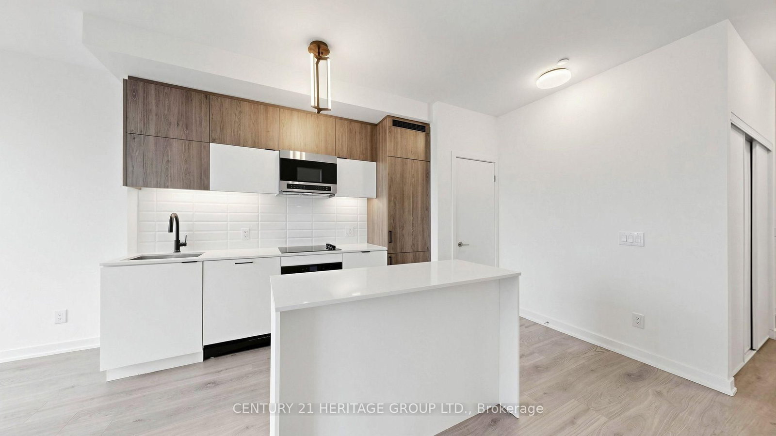 8888 Yonge Street • #718 • Richmond Hill, ON photo 18