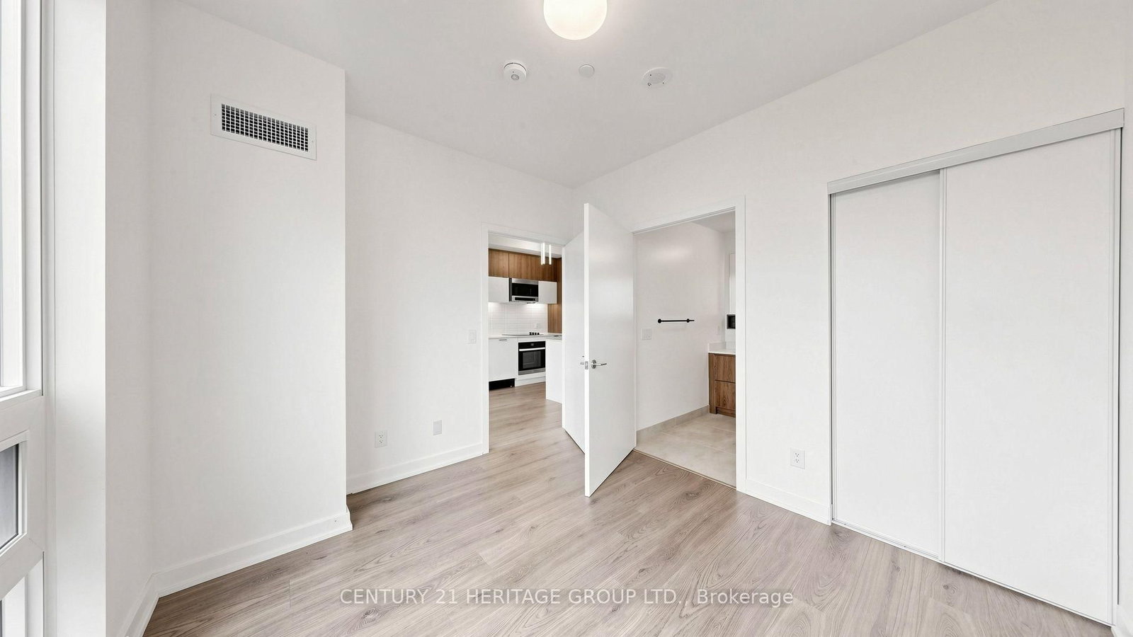 8888 Yonge Street • #718 • Richmond Hill, ON photo 27