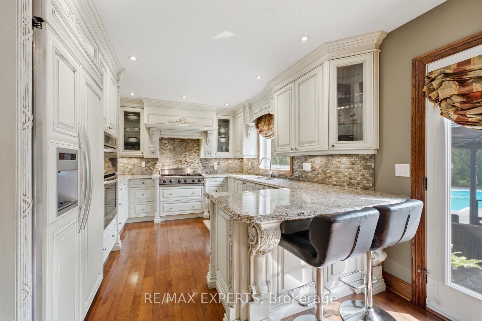 215 Velmar Drive • Vaughan, ON photo 14