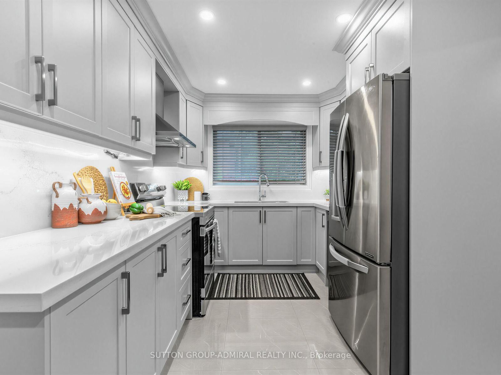10 N Torino Place • Vaughan, ON photo 12