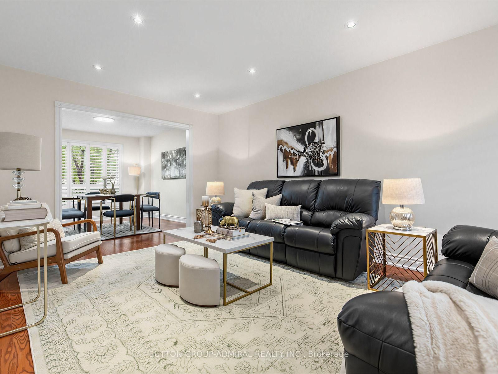 10 N Torino Place • Vaughan, ON photo 4