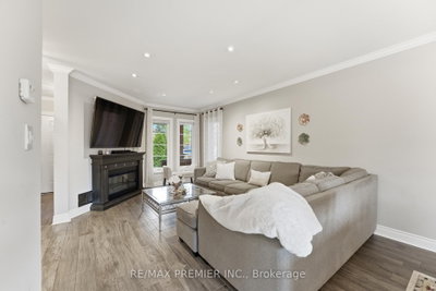 37 Princeton Gate • Vaughan, ON photo 9