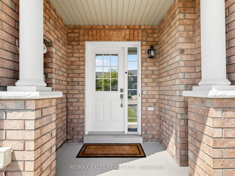 6 Barr Crescent