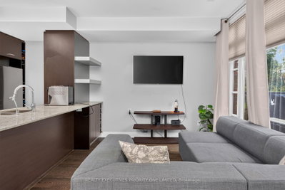 8161 Kipling Avenue • #59 • Vaughan, ON photo 9