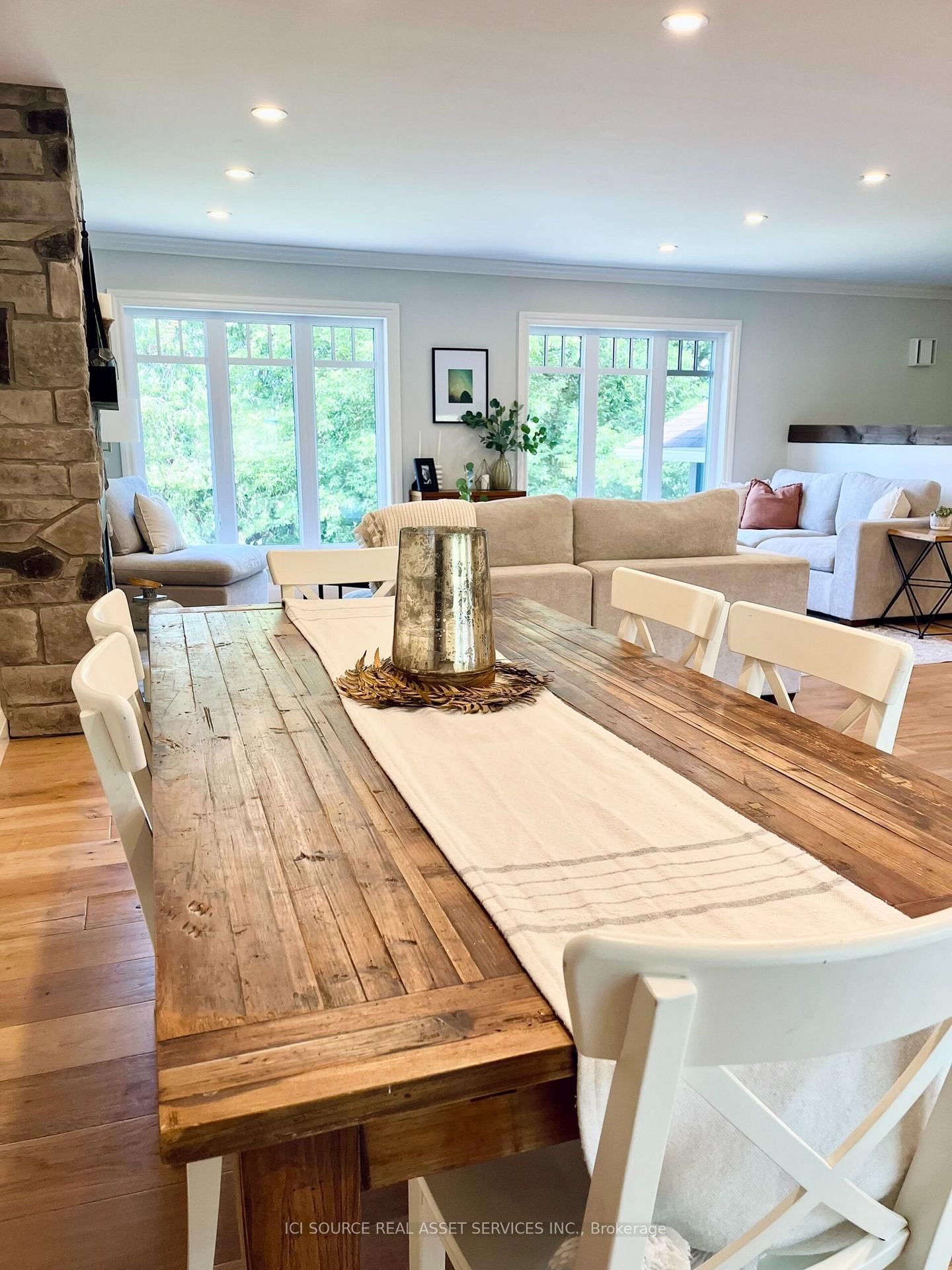 689 Ravenshoe Road • Uxbridge, ON photo 10