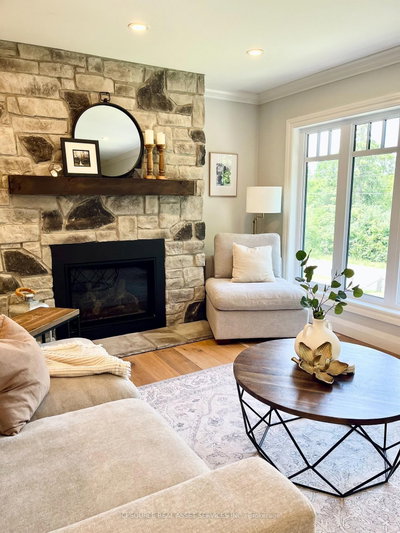 689 Ravenshoe Road • Uxbridge, ON photo 8
