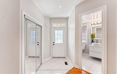 17 Rushingbrook Drive — photo 5
