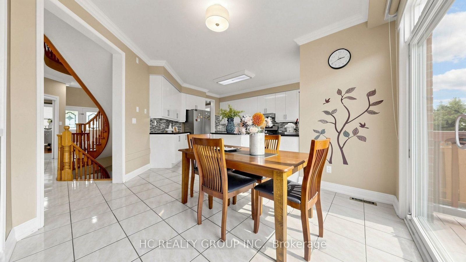 18 Saxony Drive • Markham, ON photo 13