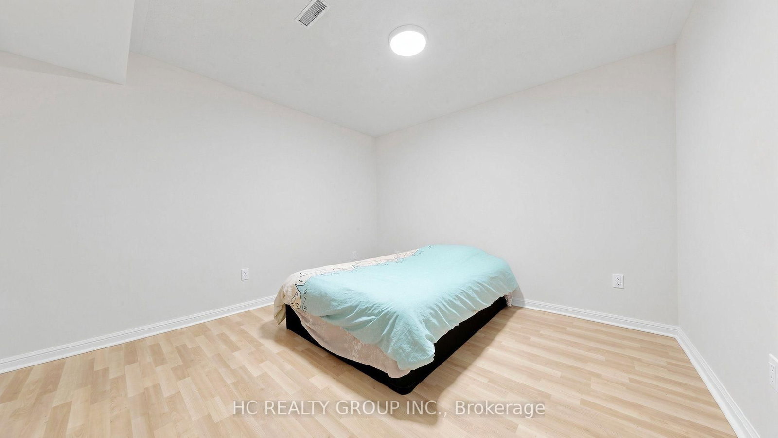 18 Saxony Drive • Markham, ON photo 35