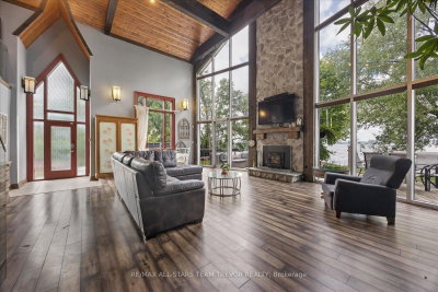 314 Glenwoods Avenue — photo 2