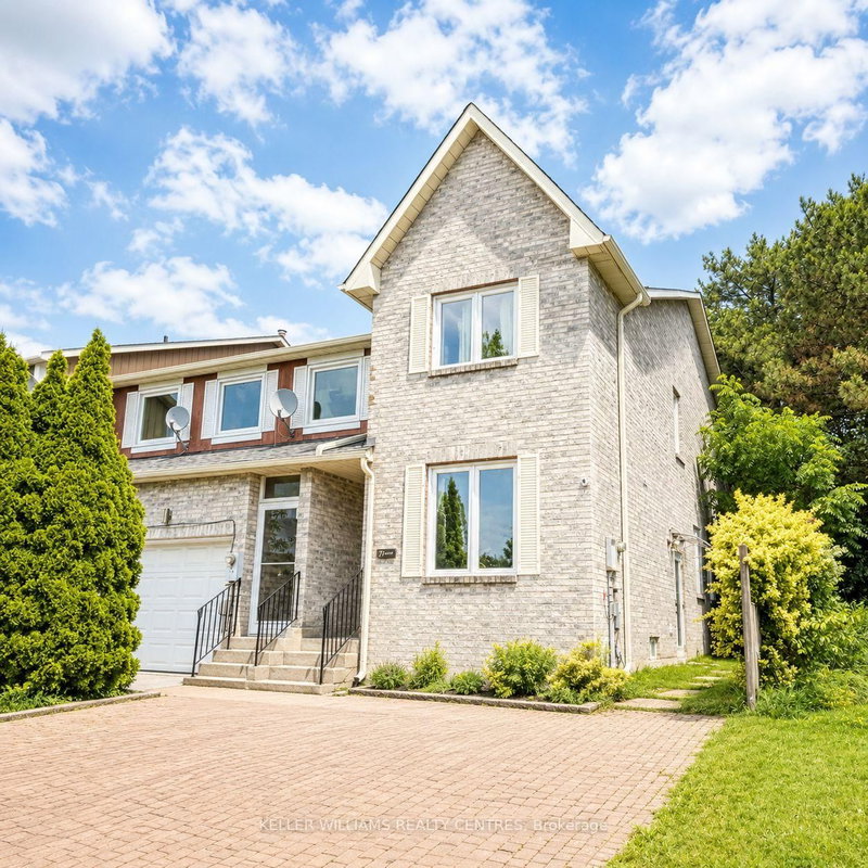 home for lease on 71 Avenue Road