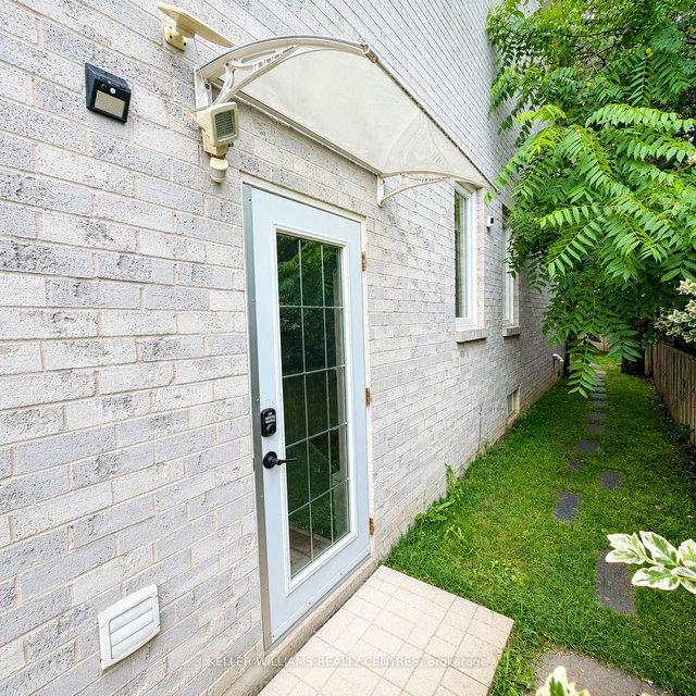 71 Avenue Road