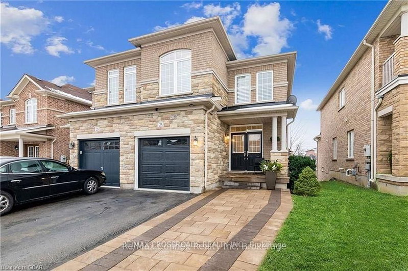 23 Worthview Drive S