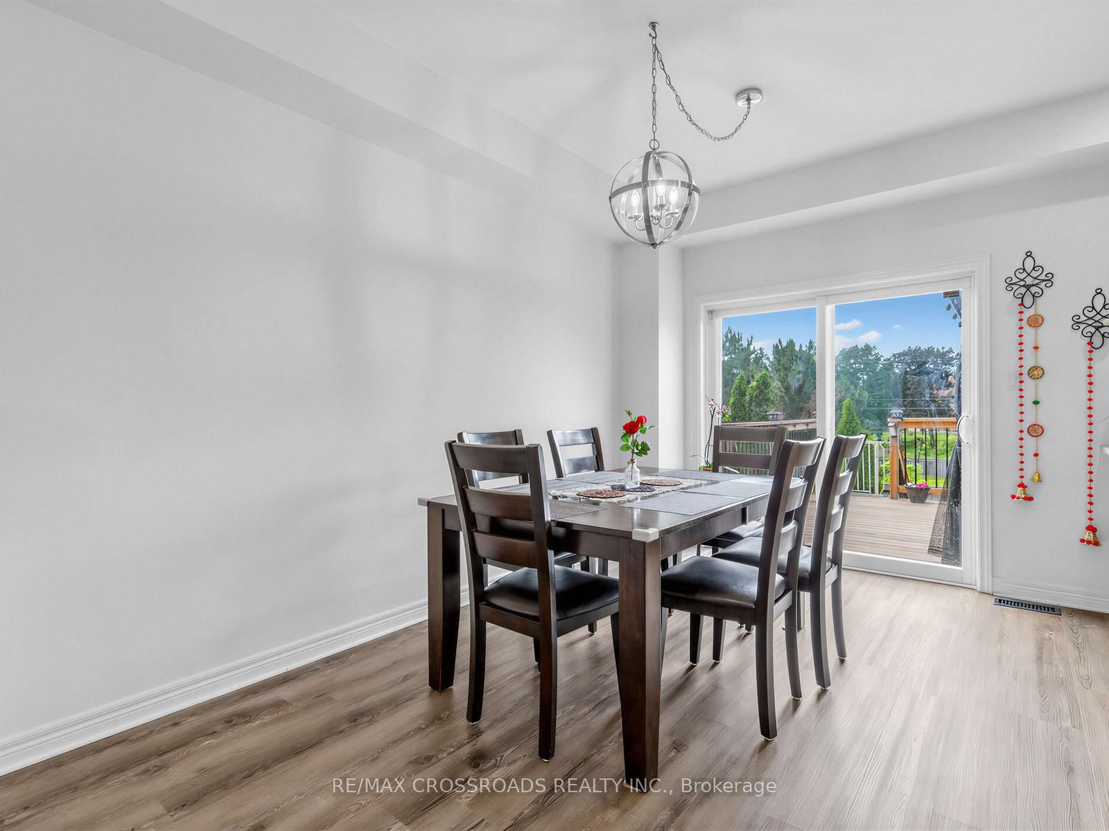 23 S Worthview Drive • Vaughan, ON photo 10