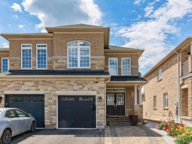 23 Worthview Drive S