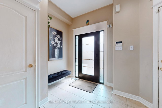 338 Mcbride Crescent